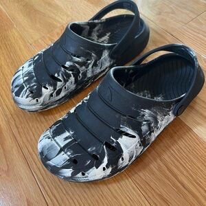 Kids Black and White Slip-On Clogs Crocs-Style